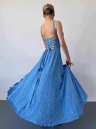Женское романтичное платье макси на бретелях с разрезом штапель 46/48, Голубой Одесса