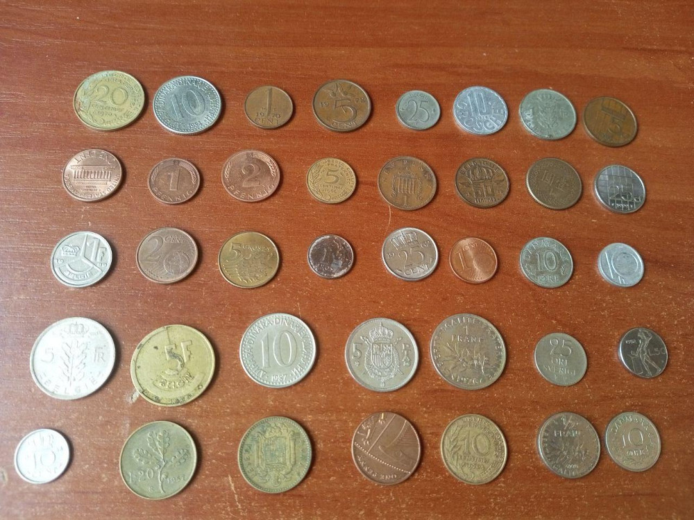 Гора иностранных монет! 38 шт. БЕЗ ПОВТОРА Полтава - изображение 1