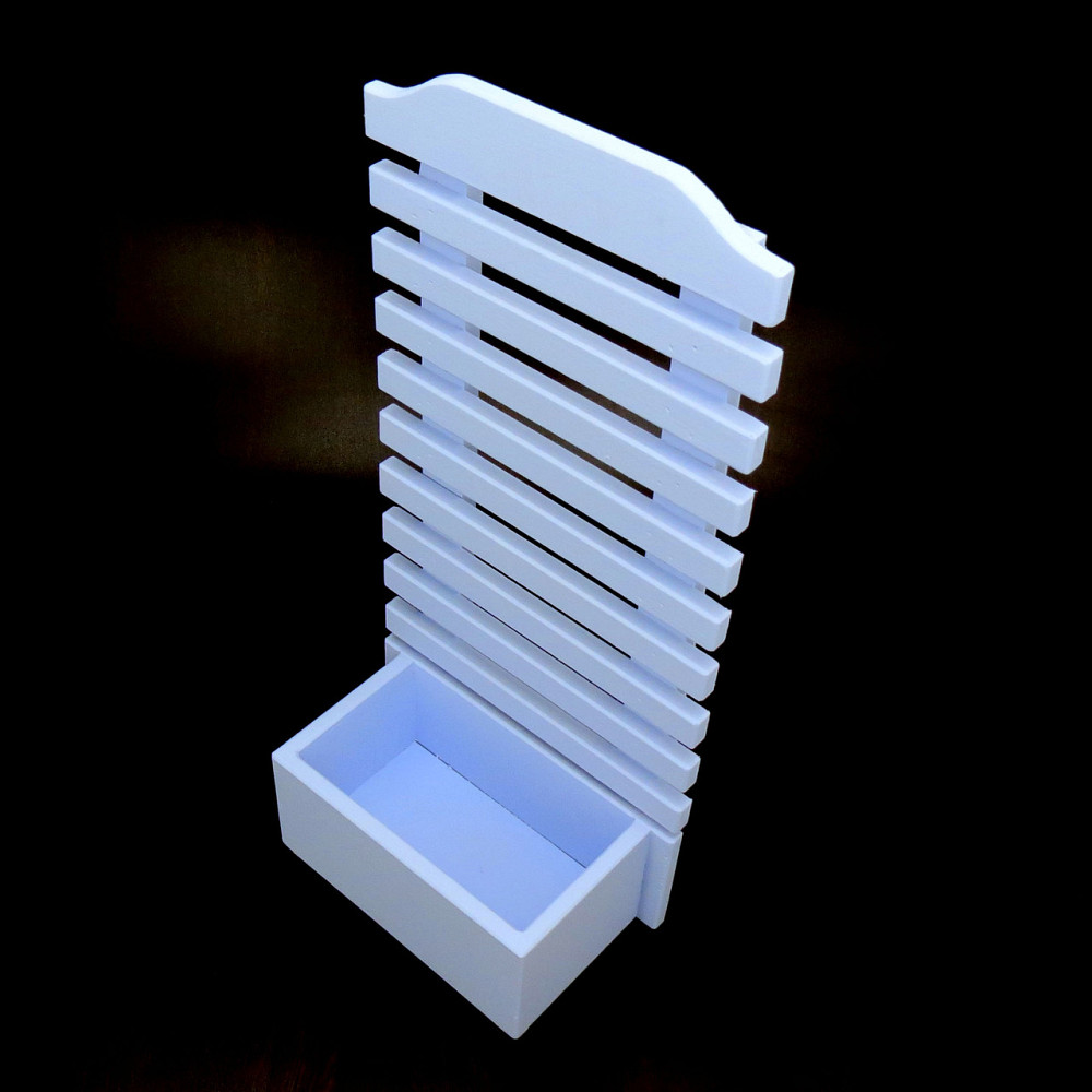 Полка настенная для цветов 