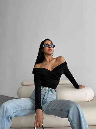 Женский романтичный боди с открытыми плечами трикотаж масло Черный Одесса