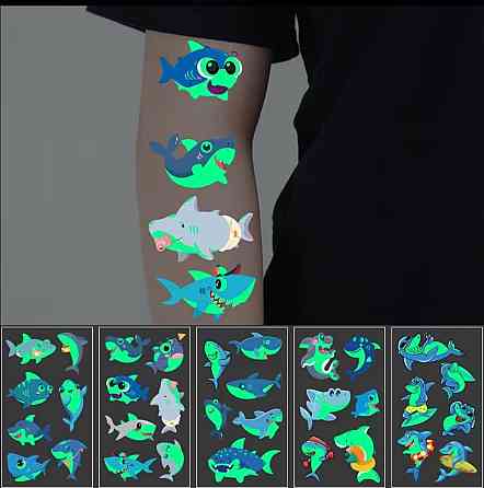Набір наліпок з акулами 5 аркушів, дитячі наклейки що світяться в темряві, флуоресцентні тату акули Київ