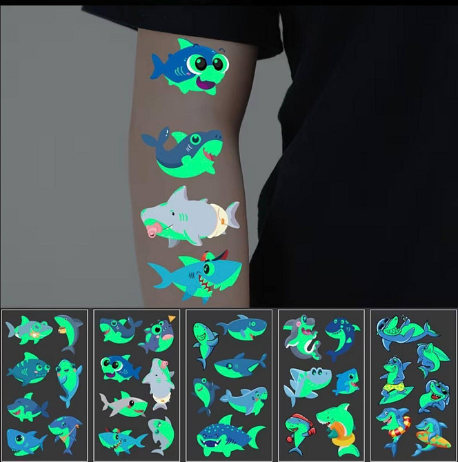 Набір наліпок з акулами 5 аркушів, дитячі наклейки що світяться в темряві, флуоресцентні тату акули Київ - фото 1