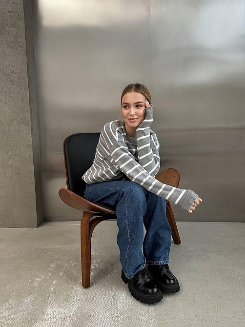 Жіночий базовий смугастий светр оверсайз шерсть 70% акрил 30% Меланж Одеса - фото 2