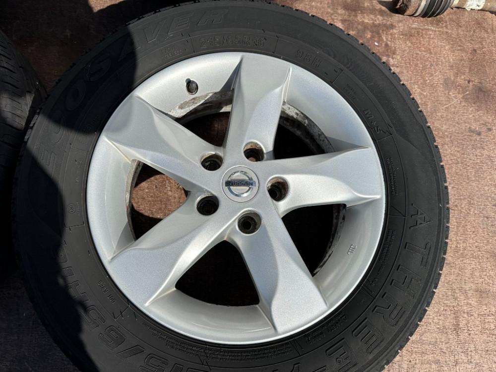 Диск литий з шиною 215/65 R16 Nissan Qashqai 2007-2013 Ковель - изображение 2