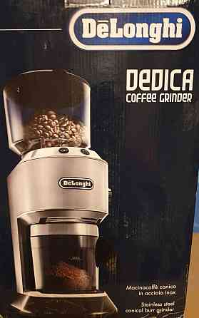 Кофемолка DeLonghi KG 520 Dedica (новая из Германии) Киев