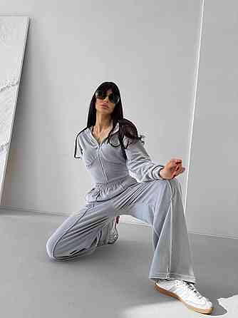 Женский прогулочный костюм двойка: кофта на молнии и брюки из велюра Одесса