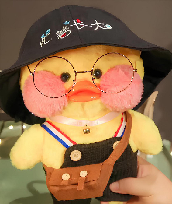 Плюшевая утка Лалафанфан RESTEQ в одежде и с аксессуарами 30 см. Плюшевая мягкая игрушка утка Lalafanfan Киев - изображение 3