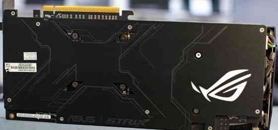 Холодна. Asus ROG Strix RX480 8gb 3-кулерна. Харків