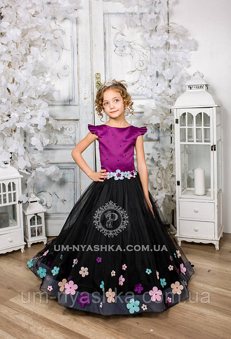 Довге плаття зі шлейфом Елізабет на 4-6, 6-8 років Кривий Ріг - фото 8