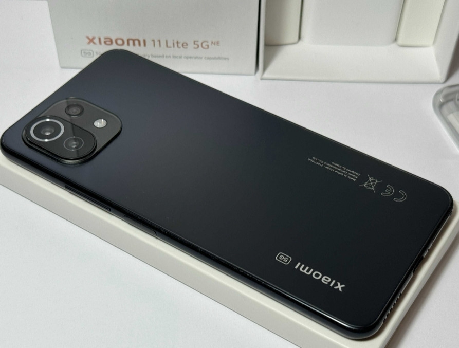Смартфон Xiaomi 11 Lite 5G 6/128GB Truffle Black. Киев - изображение 2