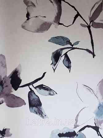 Обои флизелиновые  Khroma LAV006 LA VIE EN ROSE молочные ветки  цветы кремовые и серые Киев