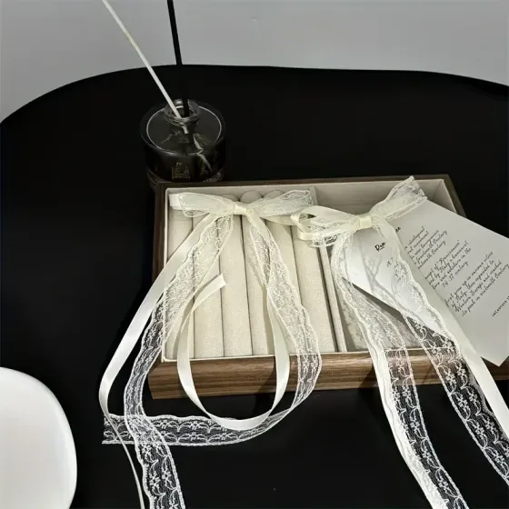 Набор бантов 2 шт — белые кружевные 10×35 см Киев