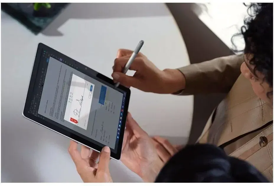 Графічний планшет Microsoft Surface Go 4 XHU-00006 10,5"/8GB/128GB/Wi-Fi/Platynowy (XHU00006) Київ - фото 1