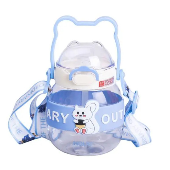 Yiwu Пляшка для води дитяча з трубочкою 580 мл з ручкою та ремінцем 15 см Синя HP-14-37BL Киев