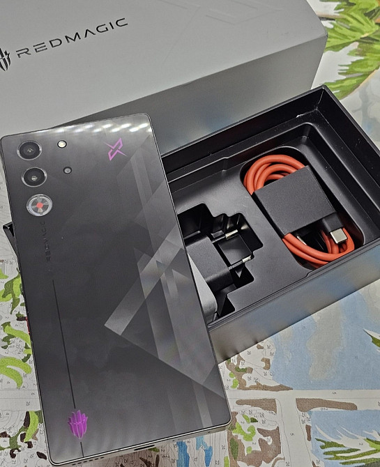 Телефон Nubia Red Magic 10 Pro 256Gb. Киев - изображение 2