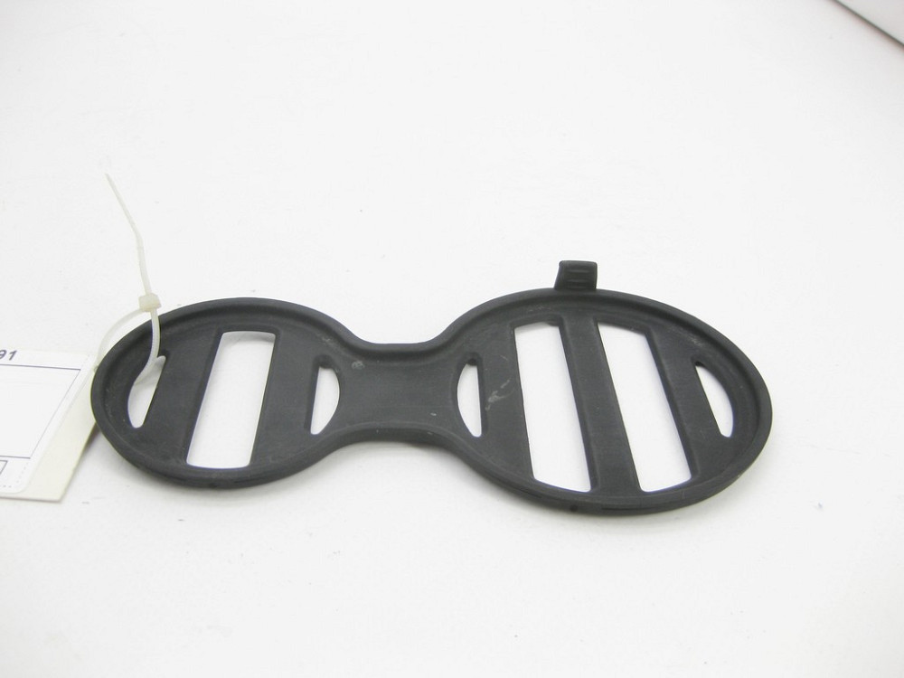 Mercedes-Benz  A1666830091 Гумовий килимок у підсканнику ML/GLE W166 GLE Coupe C292 GL/GLS X166 Одесса - изображение 3