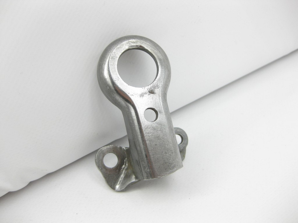 Mercedes-Benz  A2712231341 Кронштейн - вуха передня права двигуна M271 R4 1.6 1.8T E-Class W211 W212 C-Class W203 W204 CLK C209 Одесса - изображение 1