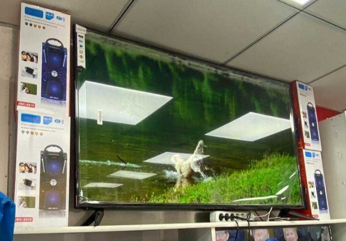 Телевізор Samsung Smart TV 4K Ultra HD, LED, IPTV,T2 42 WiFi Харків - фото 6