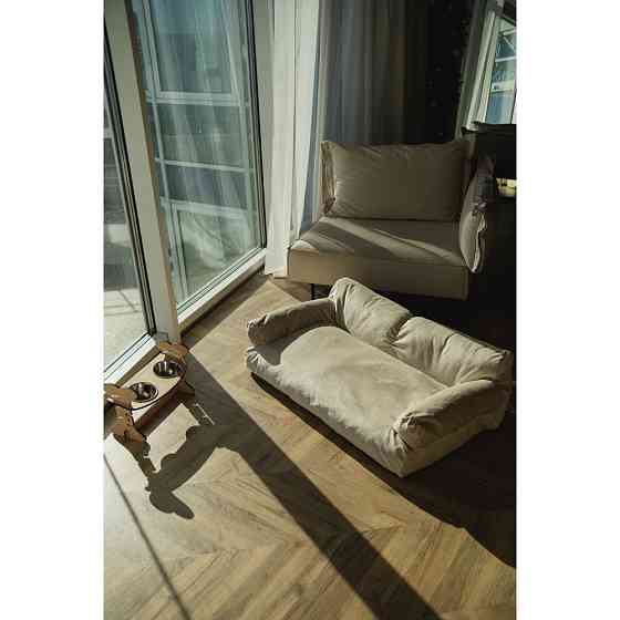 Велюровий диванчик для собак і котів Incor бежевий 10073 M (66х37х33) Київ