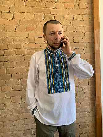 Вишиванка на домотканому полотні синьо-жовтий орнамент Київ