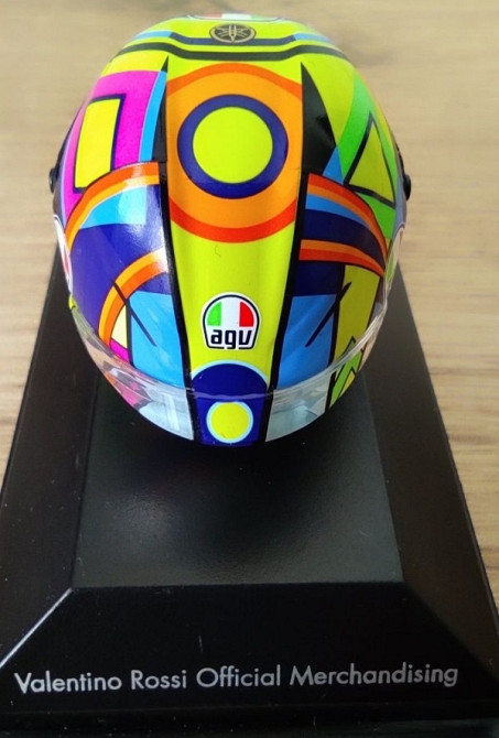 Колекційний макет 1/8 шолому Valentino Rossi™ Харків - фото 4