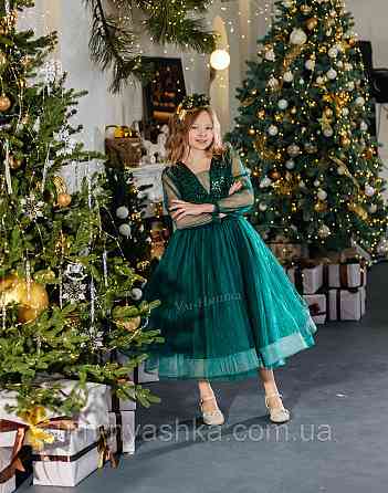 Зелене пишне плаття з рукавами Кривий Ріг