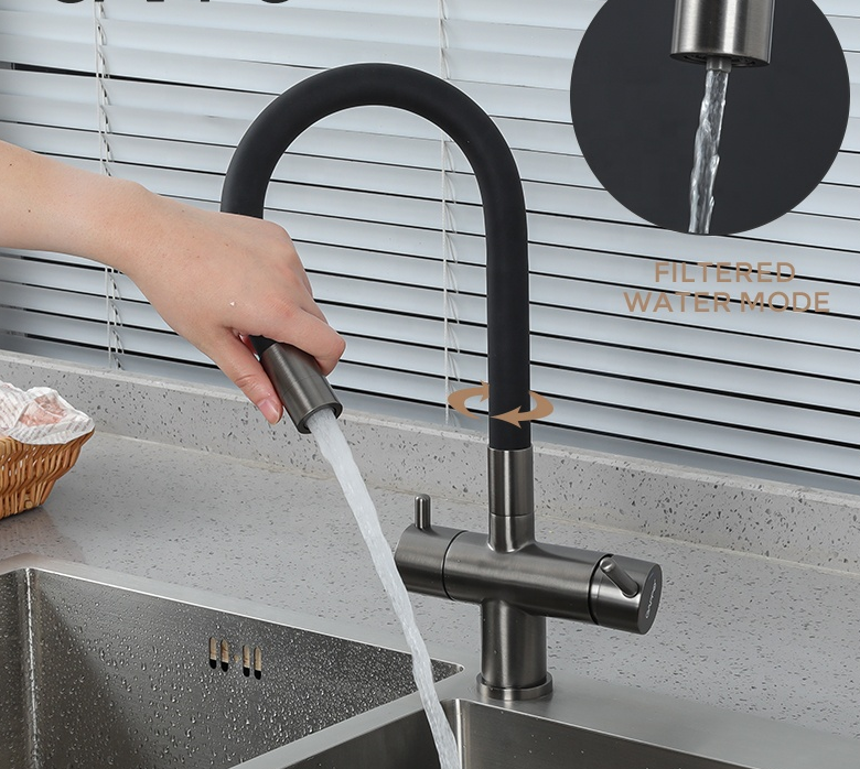 Змішувач для кухні Koer KB-72002-07 із виходом для питної води латунь колір графіт із чорним гнучким виливом Чернівці - фото 7