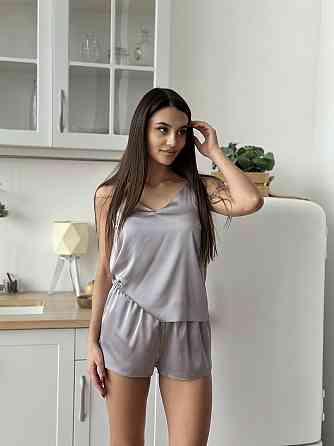 Пижама женская шелковая с шортами Серый 3XL/4XL Харьков