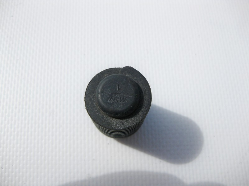 Mercedes-Benz  A2019870440 Гумовий буфер капота та кришки багажника Одесса - изображение 6