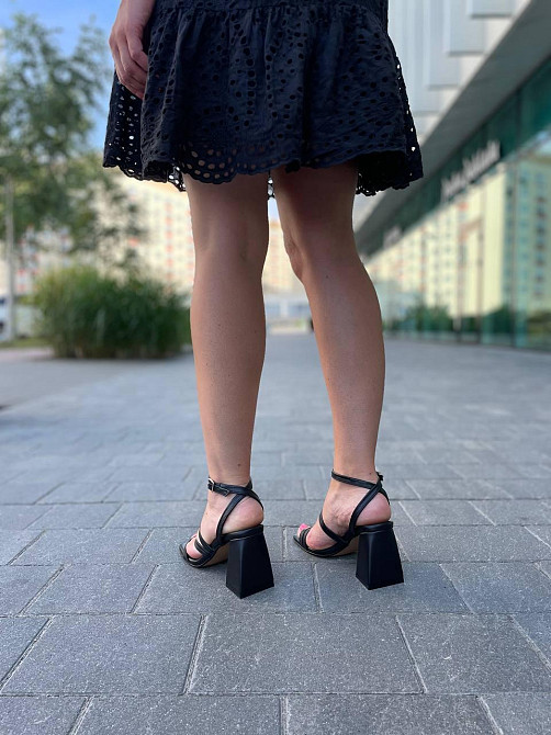 SANTINI Зручні босоніжки жіночі чорні шкіряні літні на підборах SANTINI 807381-11 р. 35-40 Коломыя - изображение 5