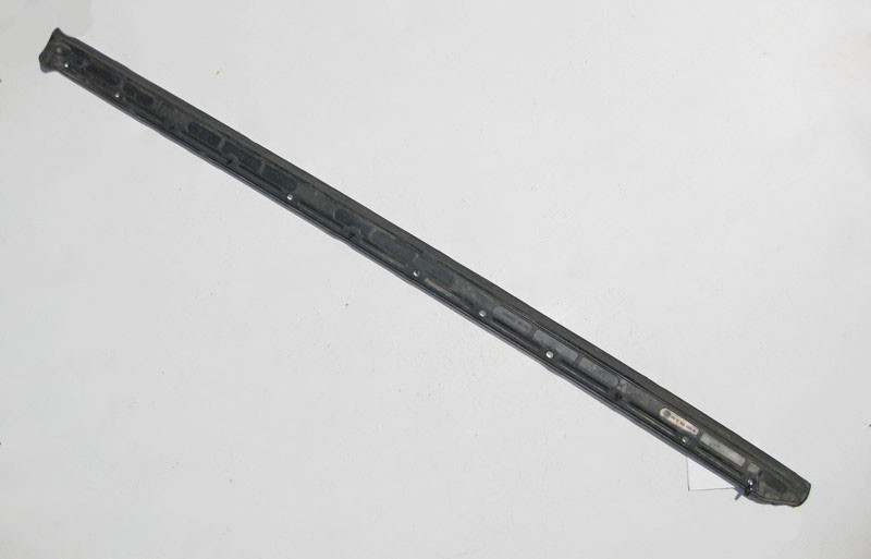 Mercedes-Benz  A2516903362 Ущільнювальна нижня гумка передніх лівих дверей R-Class W251 Одеса - фото 2