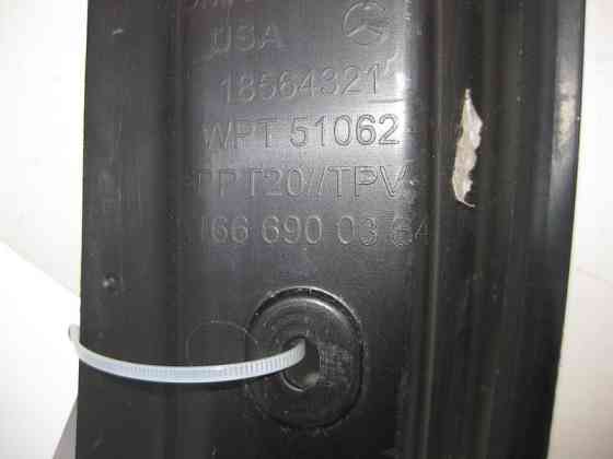 Mercedes-Benz  A1666900364 Накладка отвору кришки багажника ліва GL/GLS X166 Одеса