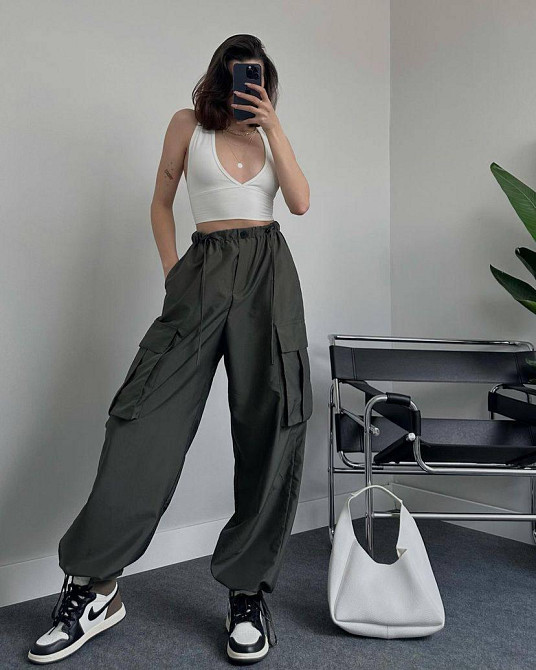 Жіночі широкі плащові штани карго матова плащівка Одеса - фото 6