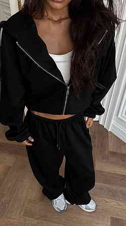 Стильный женский костюм двойка в спортивном стиле турецкая двунитка. 46/48, Черный Одесса