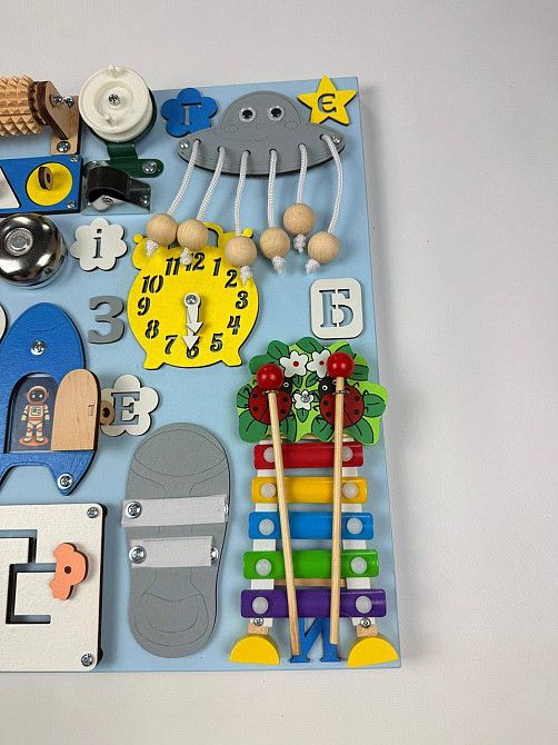 Доска для мальчика 40x50 Игрушки от 6 месяцев для развития мелкой моторики Бизиборд развивающая деревянная игрушка Монтессори Тернополь - изображение 4