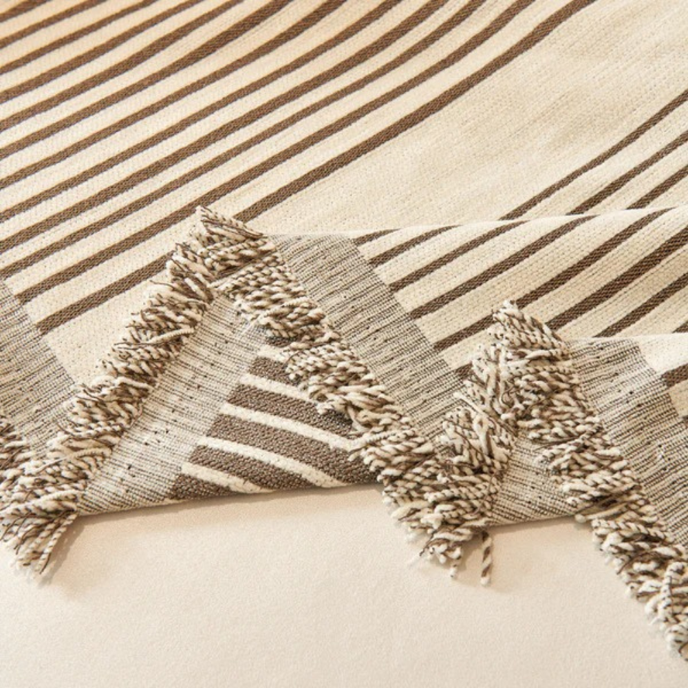 Плед покрывало для дивана и кровати,чехол накидка для мягкой мебели 180х230 см,бело-коричневым с узором Каменец-Подольский - изображение 6