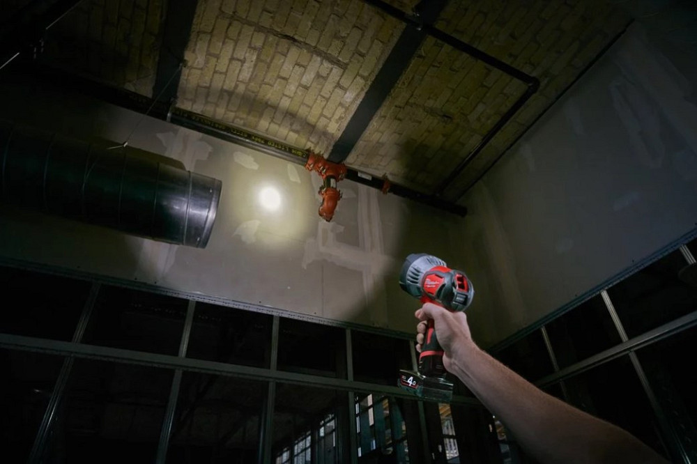 Фонарь светодиодный аккумуляторный MILWAUKEE, M12 SLED-0 Одесса - изображение 9