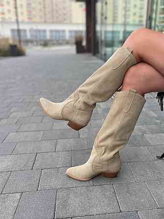 Nikos Чоботи жіночі Niko`s пісочна замша натуральна высота 36 см обхват голени 39-40 см каблук Коломыя