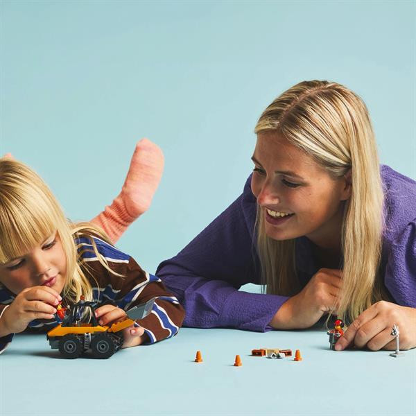 Конструктор LEGO City Жовтий будівельний автонавантажувач 81 деталь (60450) Харків - фото 8