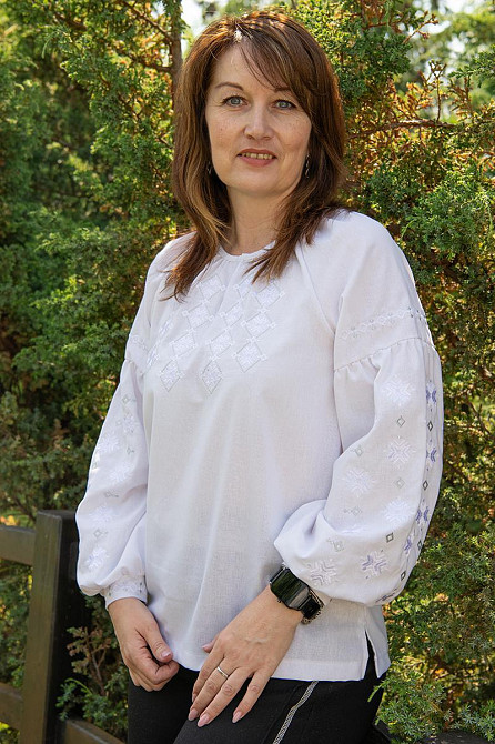 Вышиванка женская с длинным рукавом  льняная, белая  топ 62 Киев - изображение 1