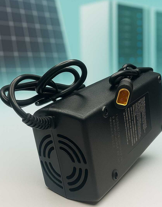 Зарядний пристрій LI-ON Киев - изображение 2