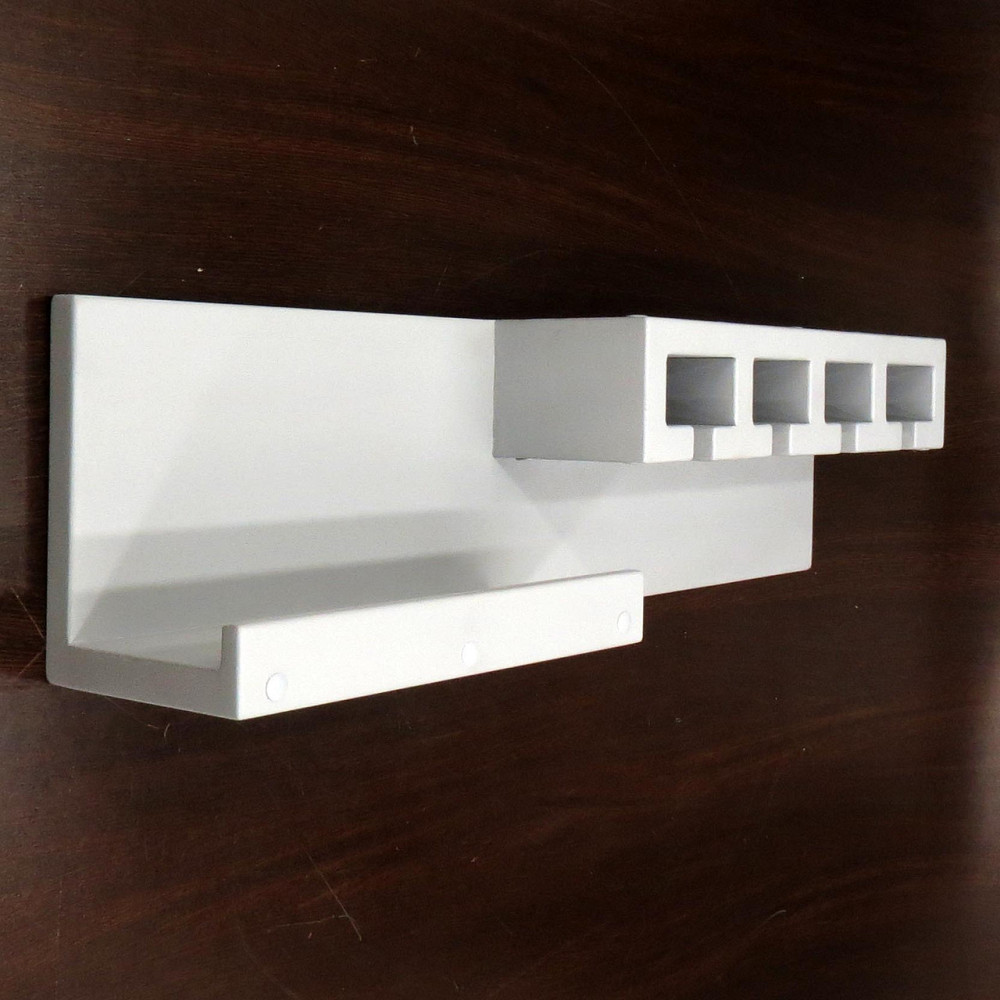 Настенная винная полка 