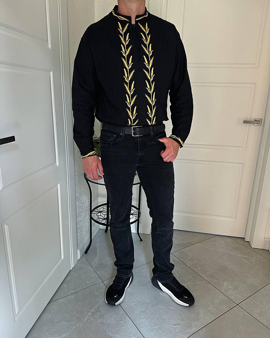 Мужская вышиванка с традиционной украинской вышивкой без пуговиц коттон 80%, 20% полиэстер 48, Черный Одесса - изображение 4