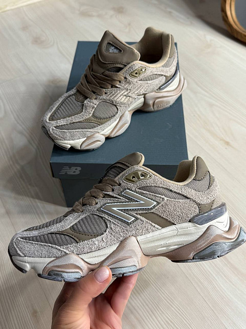 Кросівки жіночі і чоловічі NB 9060-3 замша з сіткою потерті унісекс бежеві, 39, 24,5 см Київ - фото 2