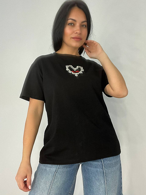 Футболка женская Anni 046 оверсайз базовая однотонная с вышивкой сердце в камнях one size, черный, one size Киев - изображение 10