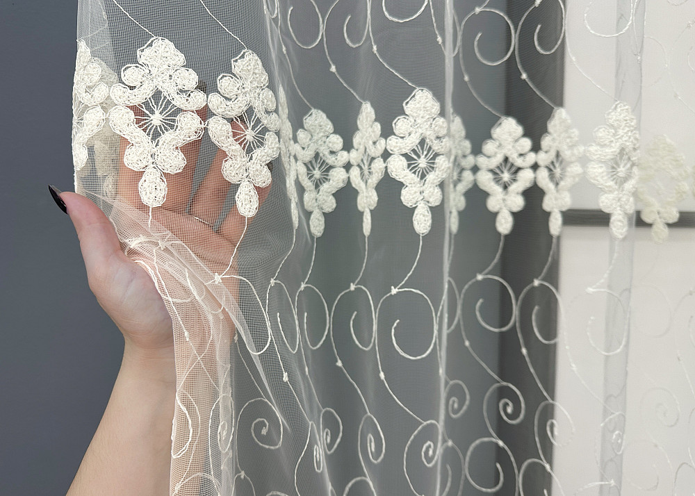 Тюль VR-Textil 1894т Фатин с вышивкой и люрексом Бежевый 300х150 см (42-262) Киев - изображение 3