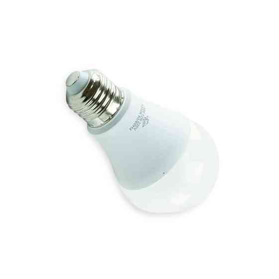 Лампа 220V E27 12W A60 3000K теплый белый светодиодная Мукачево