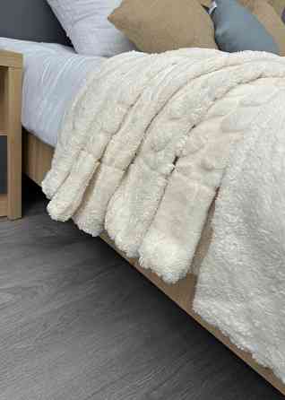 Плед 200х230 см (+-10см) на овчині "Косичка" колір молочний (87-306) Київ