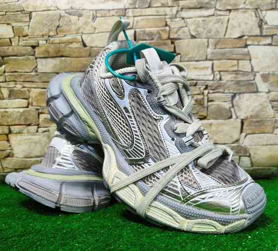 Кроссовки BALENCIAGA 3XL Sneaker Dirty Beige,оригинал р. 37 (25см стелька) полномеры Киев