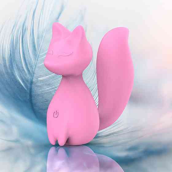 Мини-вибратор клиторальный Every Night Toys Doris в форме лисы светло-розовый, 10 режимов вибрации Sex Aura Киев